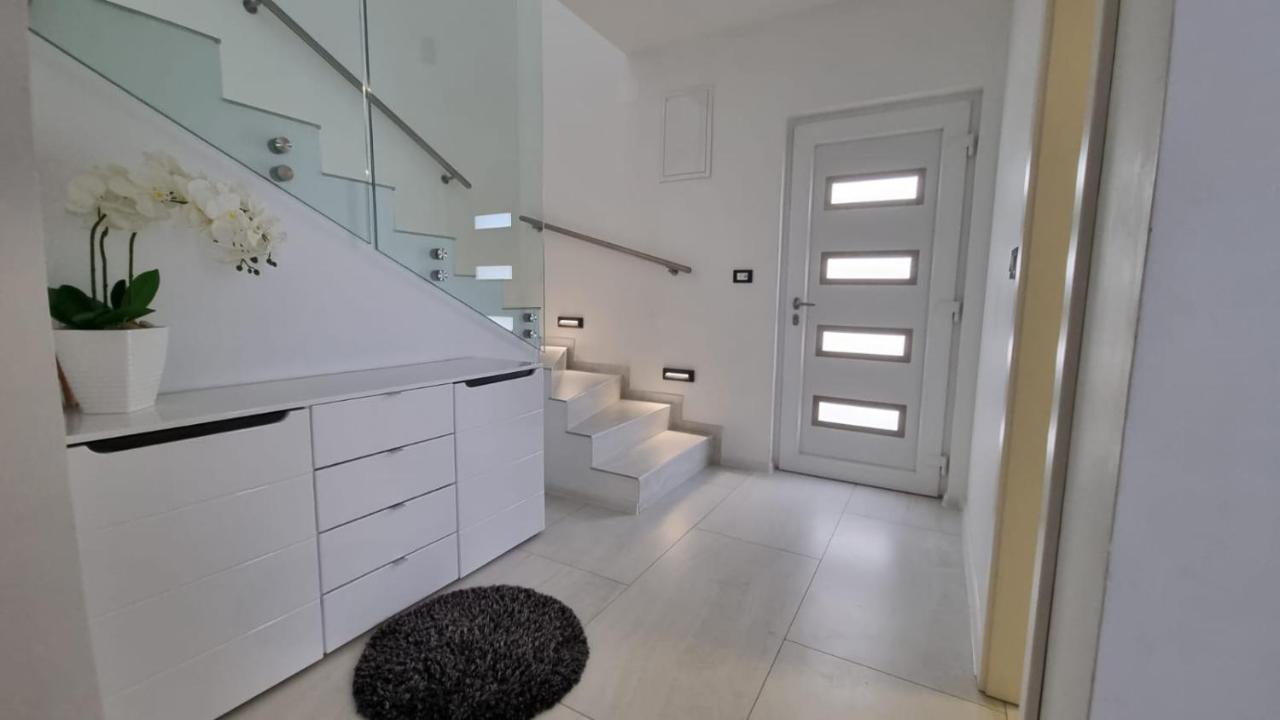 Holiday House Gavran Vodice Luaran gambar